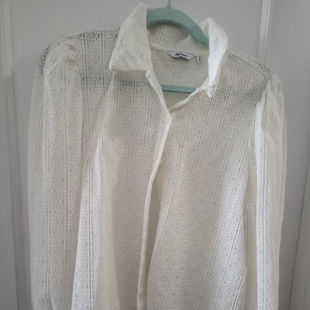Reitmans White Lace Broderie Anglaise Long Sleeve Button Down Blouse - Size Medi